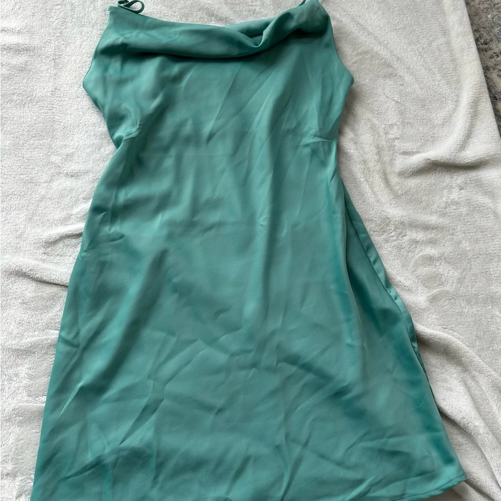 UO Mallory Cowl-Neck Slip Dress - Picture 3 of 7